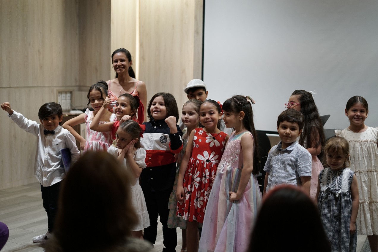 Niños en recital